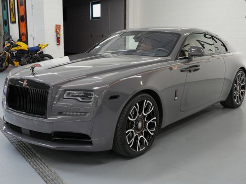 Used 2018 Rolls-Royce Wraith RWD image 6
