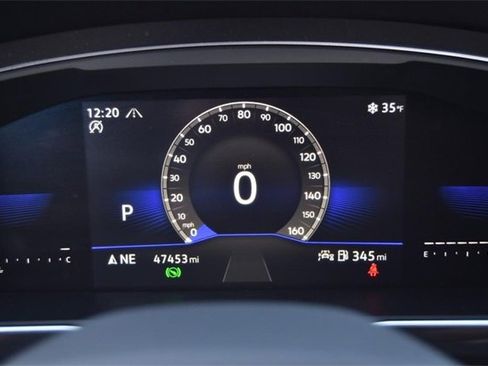 Certified 2022 Volkswagen Tiguan SE w/ Panoramic Sunroof Package image 10