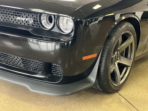 Used 2023 Dodge Challenger SRT Hellcat RWD image 10