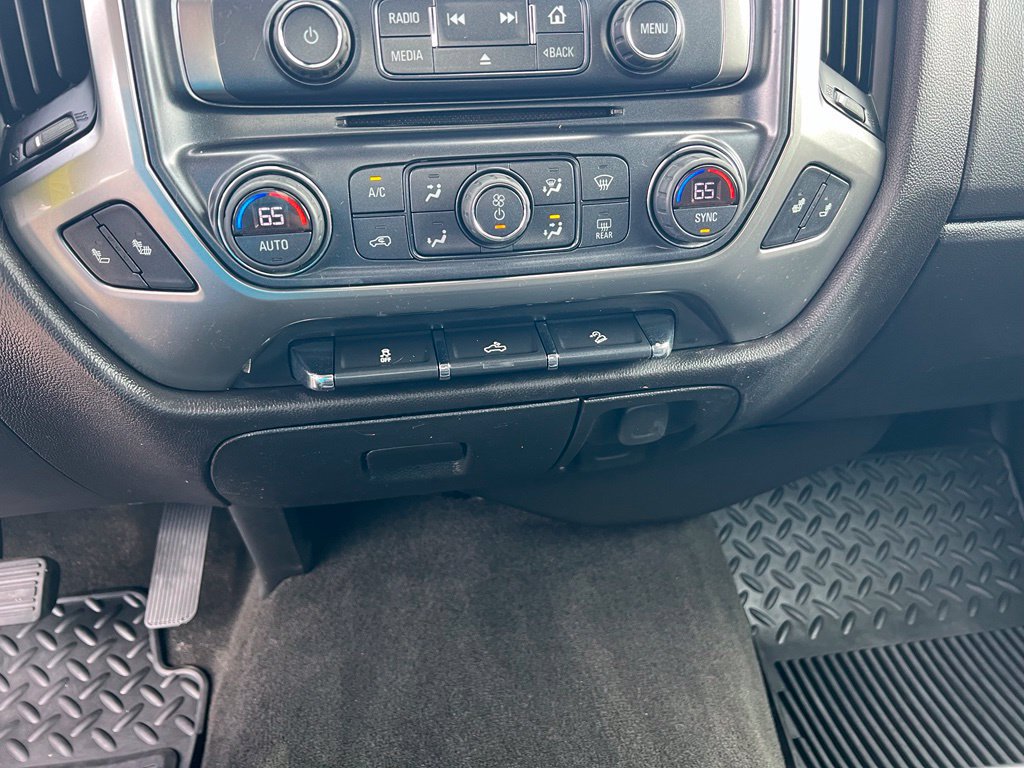 Used 2018 Chevrolet Silverado 1500 LT AWD/4WD image 29