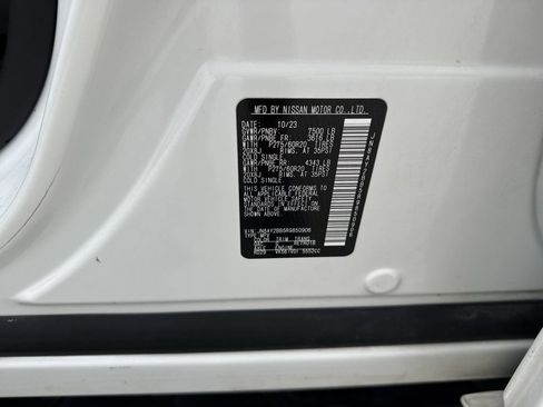 Used 2024 Nissan Armada SL w/ Captain's Chairs Package AWD/4WD image 61