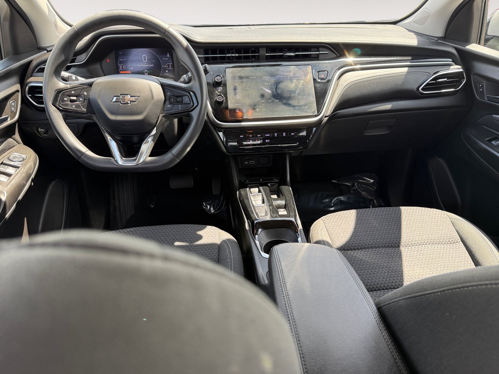 Used 2023 Chevrolet Bolt EUV LT FWD image 15