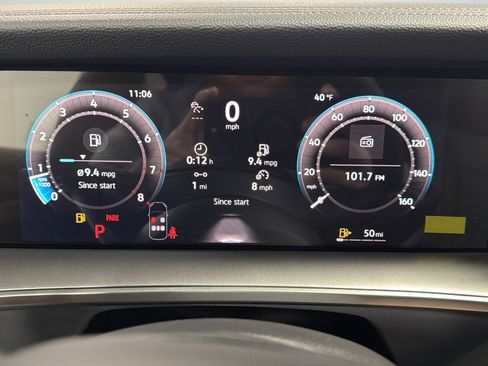 New 2026 Volkswagen Tiguan SE R-Line image 22