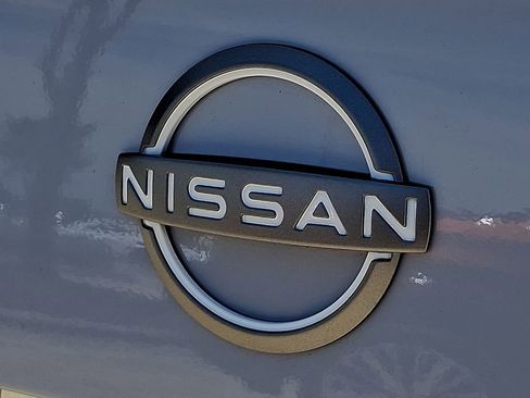 Used 2025 Nissan Versa SR w/ Trunk Package FWD image 30