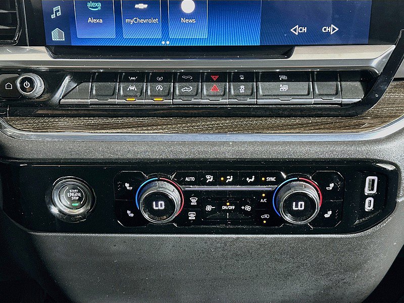 Used 2024 Chevrolet Silverado 1500 LT AWD/4WD image 16