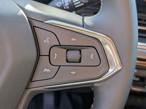 Used 2025 Chevrolet Trax ACTIV w/ Driver Confidence Package FWD image 26