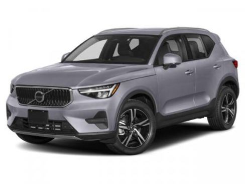 Used 2023 Volvo XC40 B4 Core w/ Convenience Package image 1