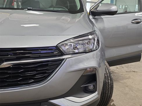 Used 2023 Buick Encore GX Select image 30