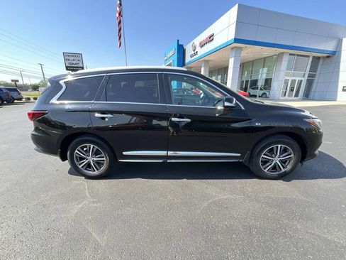 Used 2017 INFINITI QX60 AWD w/ Premium Plus Package image 8