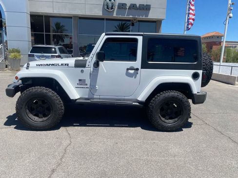 Used 2013 Jeep Wrangler Sport AWD/4WD image 9