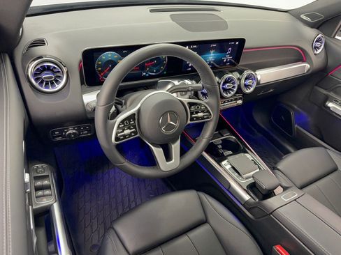 Used 2020 Mercedes-Benz GLB 250 image 4