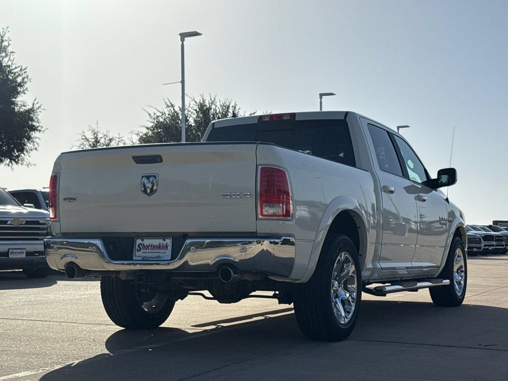 Used 2017 RAM 1500 Laramie w/ Convenience Group AWD/4WD image 9