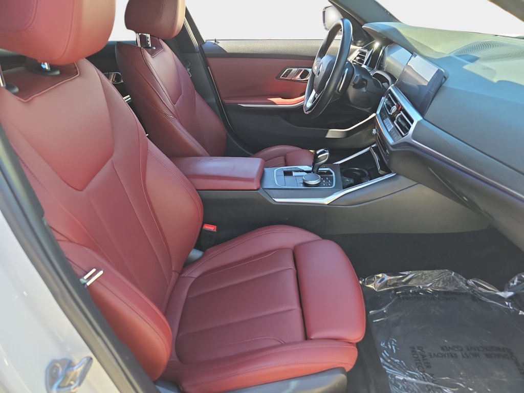 Used 2022 BMW 330i Sedan w/ Premium Package 2 RWD image 12