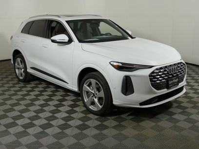 New 2025 Audi Q5 Premium Plus