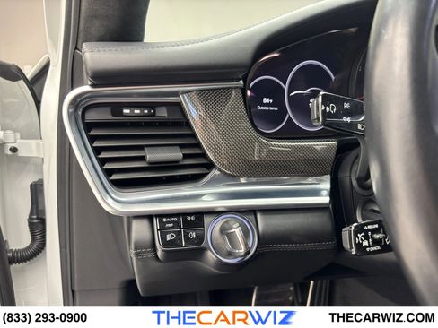 Used 2018 Porsche Panamera Turbo image 68