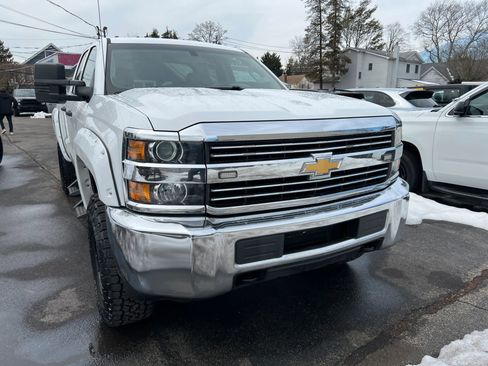 Used 2018 Chevrolet Silverado 2500 W/T w/ WT Convenience Package image 7