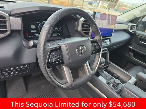 Used 2023 Toyota Sequoia Limited image 26