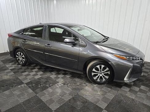 Used 2021 Toyota Prius Prime LE image 1