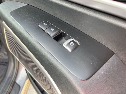 Used 2025 Kia Telluride S AWD/4WD image 33