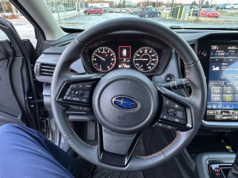 Certified 2024 Subaru Crosstrek 2.5i Limited w/ Crosstrek Mirror Package image 14