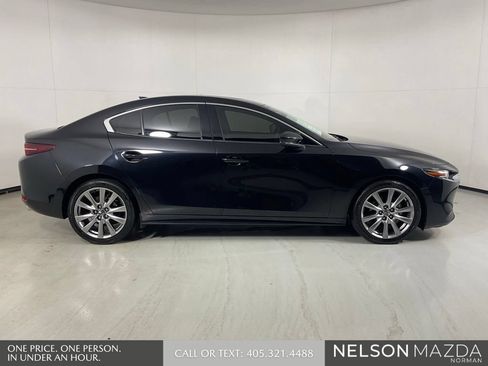 Used 2020 MAZDA MAZDA3 AWD Sedan w/ Premium Package image 5
