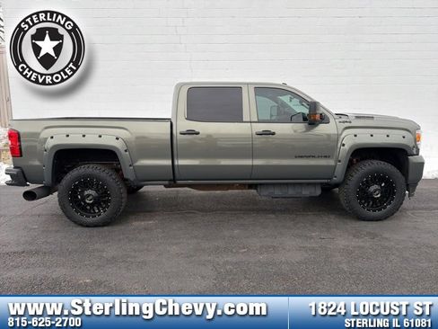 Used 2018 GMC Sierra 3500 Denali w/ Duramax Plus Package image 6