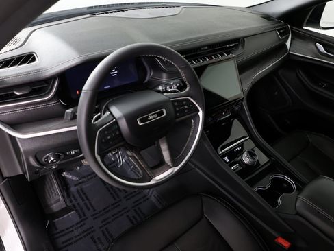 Used 2024 Jeep Grand Cherokee Limited w/ Trailer Tow Package image 24