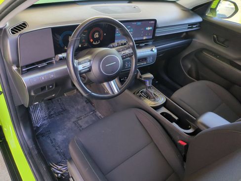 Certified 2024 Hyundai Kona SEL AWD/4WD image 20