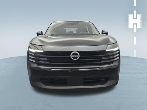 Used 2025 Nissan Kicks SV AWD/4WD image 3