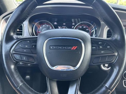 Used 2022 Dodge Charger SXT RWD image 35