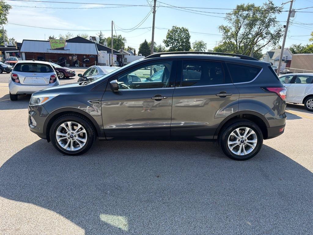 Used 2018 Ford Escape SE FWD image 5
