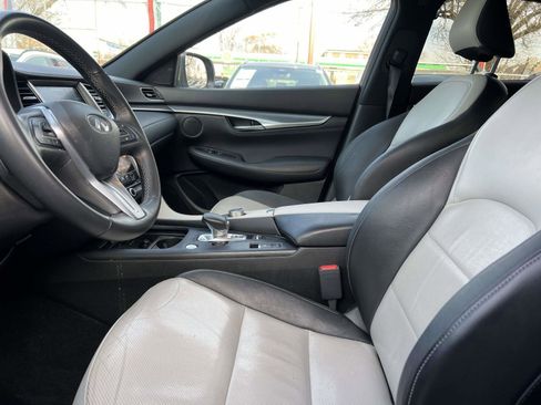 Used 2023 INFINITI QX55 Luxe w/ Cargo Package image 18