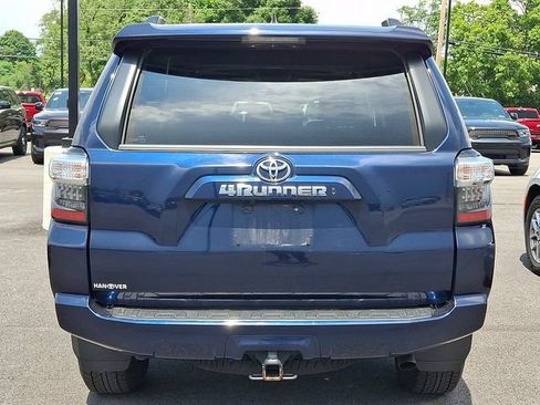 Used 2023 Toyota 4Runner SR5 Premium w/ Moonroof Package AWD/4WD image 3