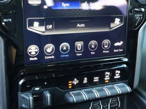 Used 2019 RAM 1500 Limited w/ Advanced Safety Group image 32