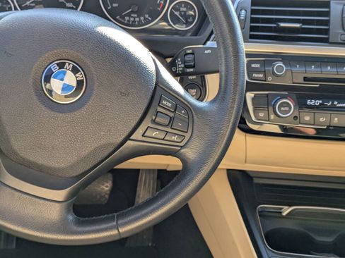 Used 2018 BMW 320i Sedan w/ Convenience Package image 22