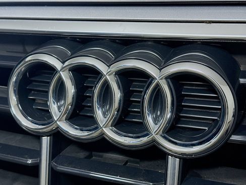 Certified 2023 Audi Q5 Premium w/ Convenience Package AWD/4WD image 30