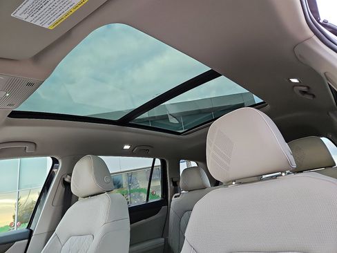 New 2026 Volkswagen Atlas SEL Premium R-Line image 15