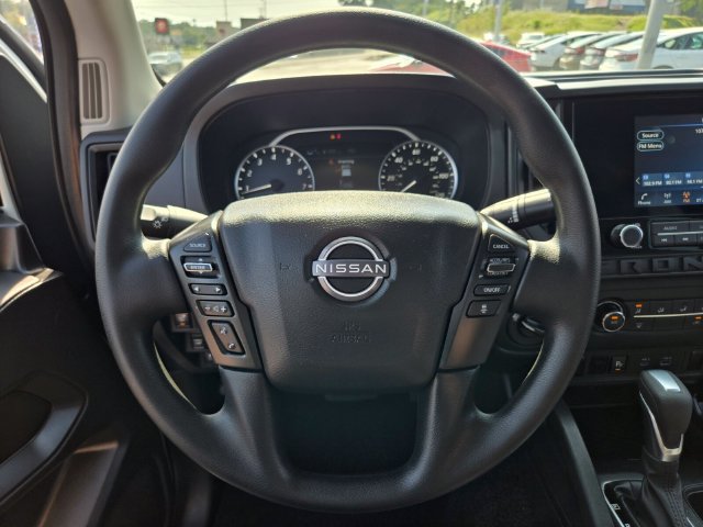 Used 2025 Nissan Frontier S AWD/4WD image 30