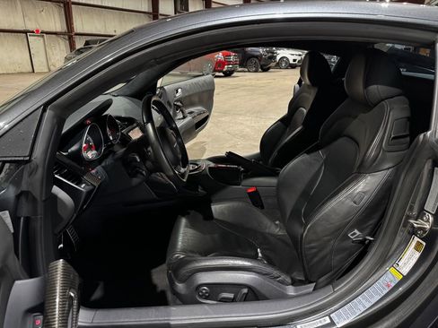 Used 2009 Audi R8 V8 image 16