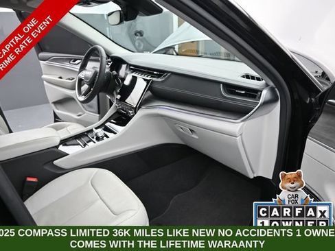 Used 2023 Jeep Grand Cherokee L Overland AWD/4WD image 26
