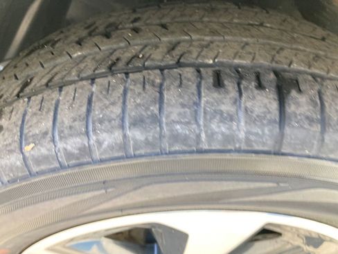 Used 2018 Subaru Forester 2.5i Limited AWD/4WD image 32