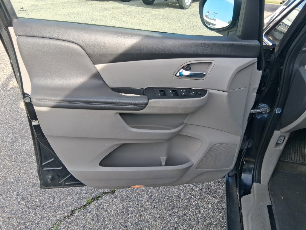Used 2015 Honda Odyssey EX-L image 27