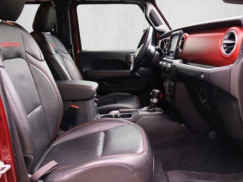 Used 2022 Jeep Wrangler Unlimited Rubicon w/ Steel Bumper Group image 25