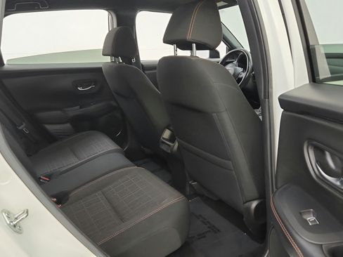 Used 2023 Honda HR-V Sport image 30
