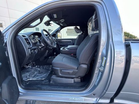 Used 2024 RAM 3500 Tradesman image 9