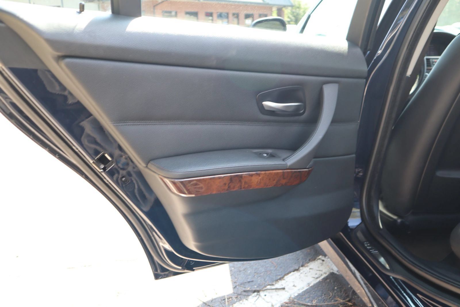 Used 2010 BMW 335d Sedan RWD image 10