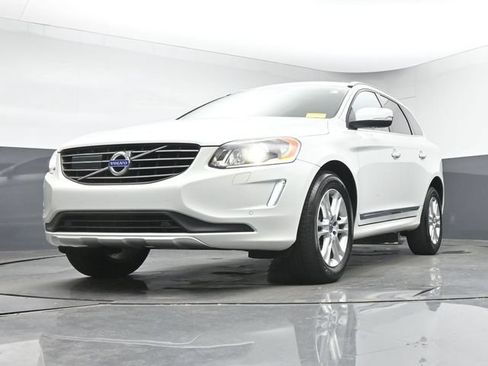 Used 2015 Volvo XC60 T5 Platinum FWD image 12