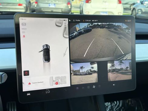 Used 2022 Tesla Model 3 Performance image 17