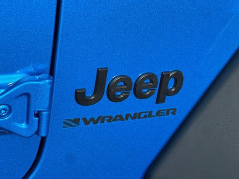 New 2026 Jeep Wrangler Unlimited Rubicon 392 w/ Quick Order Package 27X Moab AWD/4WD image 21