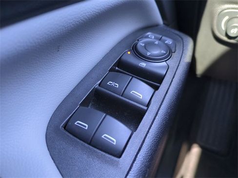 Certified 2023 Chevrolet Equinox LS w/ LS Convenience Package image 25